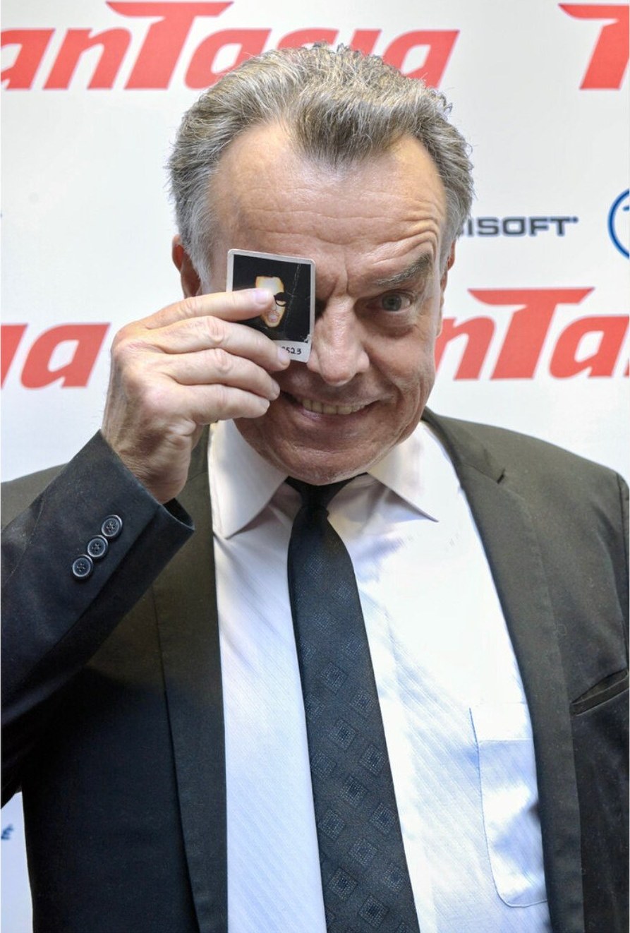 ELSFIES — Ray Wise